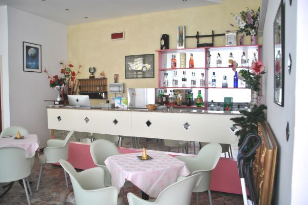 Hotel Luna Rossa Римини Экстерьер фото